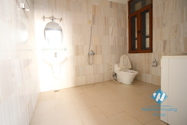 A nice house for rent with lake view in Tay Ho